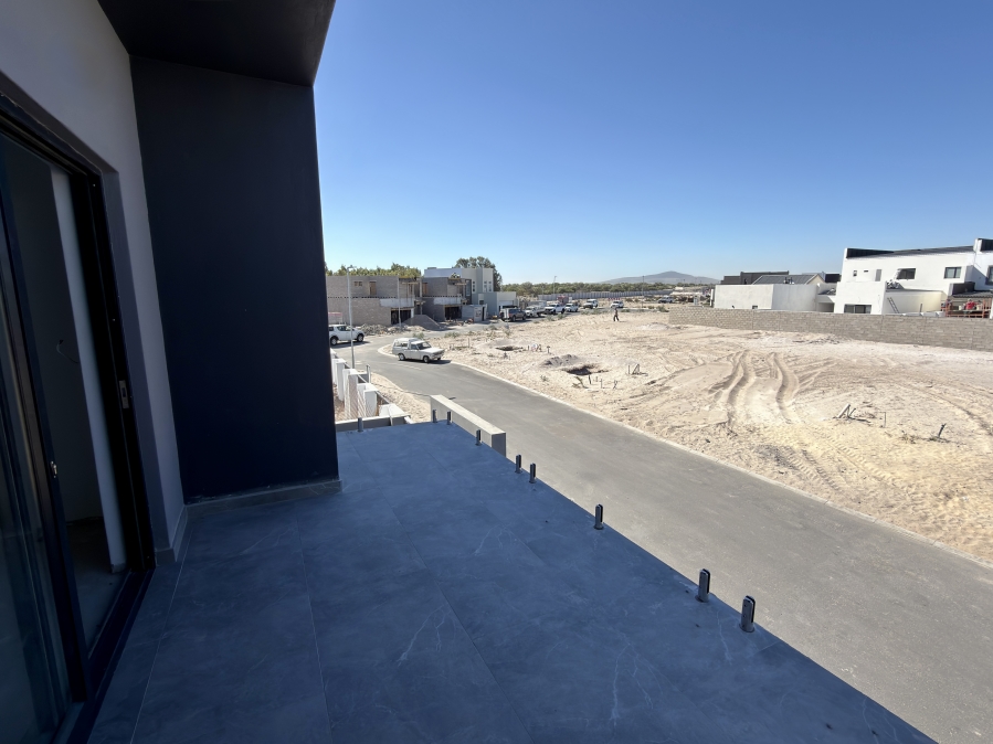 4 Bedroom Property for Sale in Sandown Western Cape